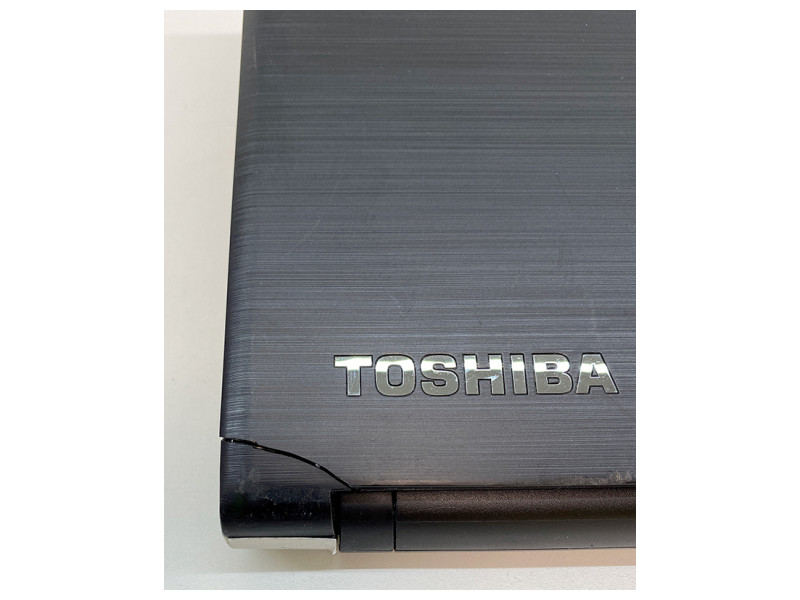 Toshiba SATELLITE PRO A40-D 14" avec Tare – Image 3