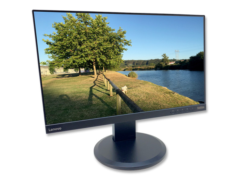 Lenovo ThinkVision T23i-10 23.8'' IPS 16:9 | Difetto | 1920x1080